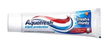 aqua fresh mint toothpass