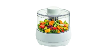 an image of a food processor on a white background