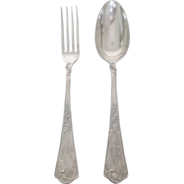 a set of two forks and spoons