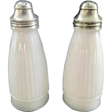 a pair of salt shakers