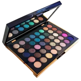 a close up of the eyeshadp palette