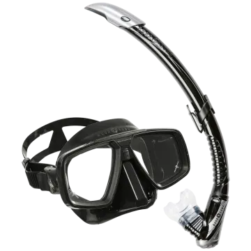 a scuba mask and goggles