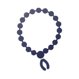 a black and white photo of a necklace