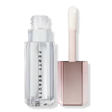 a white lip with a pink lip in the middle