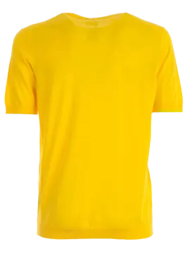 a picture of a yellow t - shirt