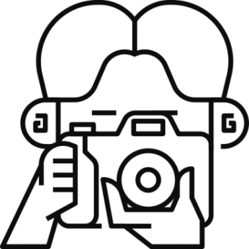 a black and white image of a camera