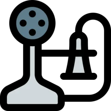 a black and white icon of a video camera