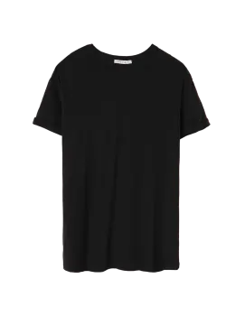 a black t - shirt on a white background