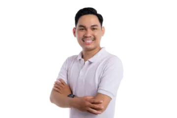 a man standing with his arms crossed