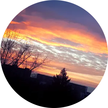 a picture of a sunset in the sky