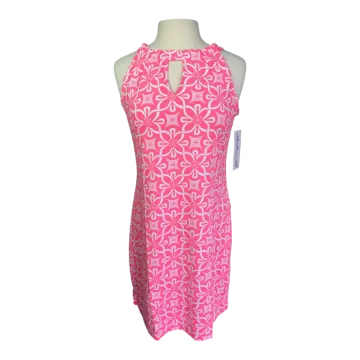 a pink and white dress on a mann mann