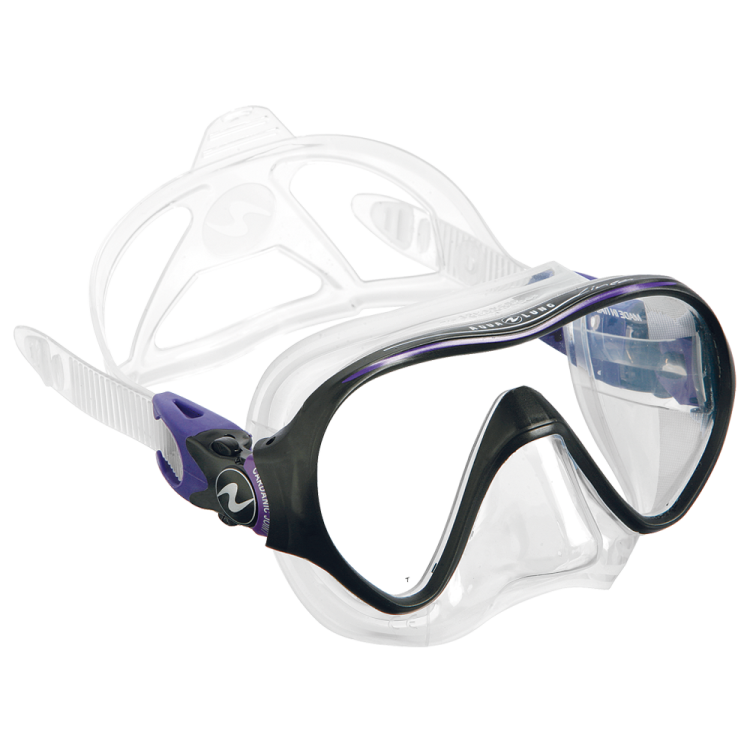 a pair of scuba goggles with clear lenses