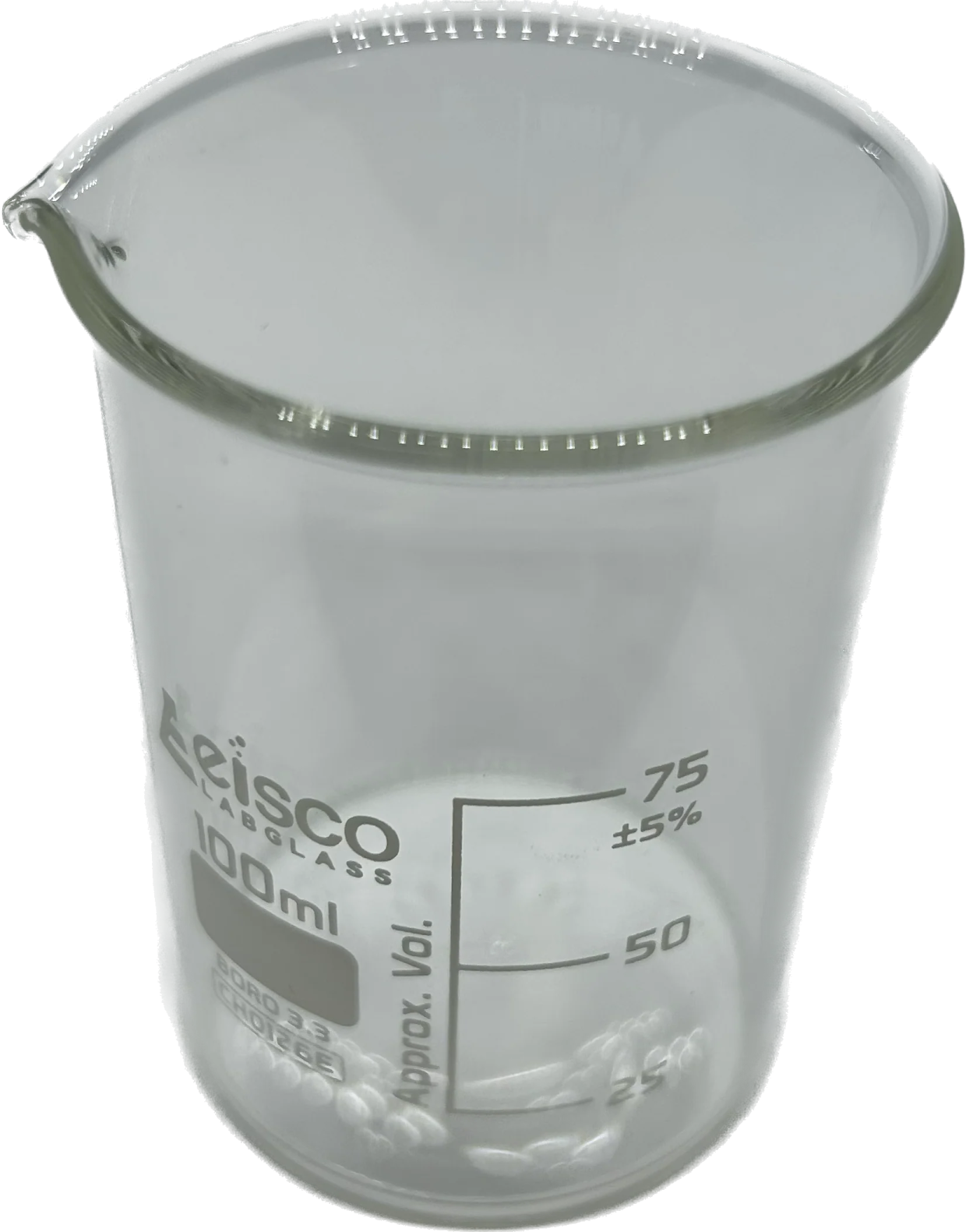 a measuring cup with a clear lid