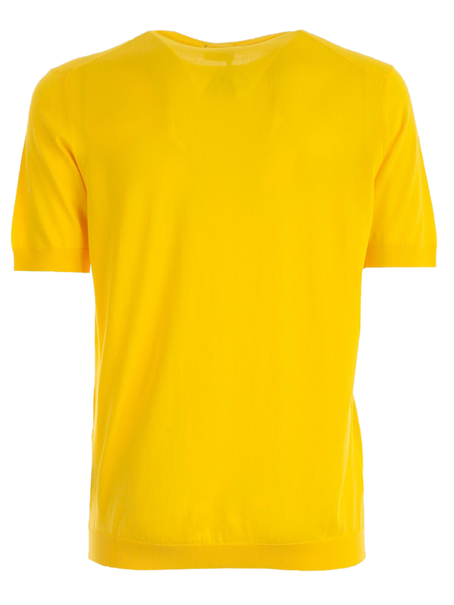 a picture of a yellow t - shirt