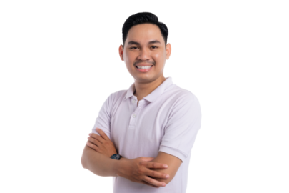 a man standing with his arms crossed